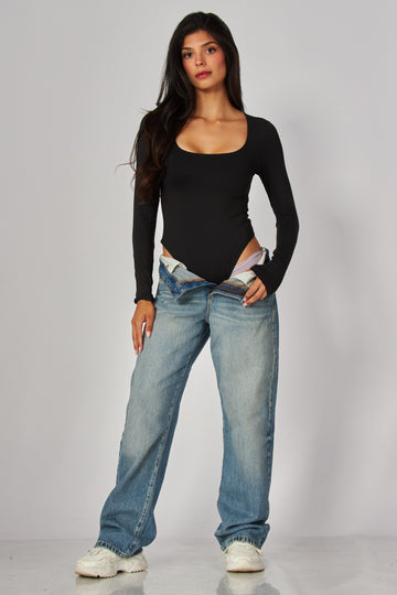 Contour Scoop Neck L/S Bodysuit