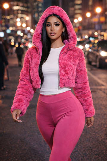 Stay stylish and warm with this Cropped Puffer Faux Fur Jacket With Hoodie. 