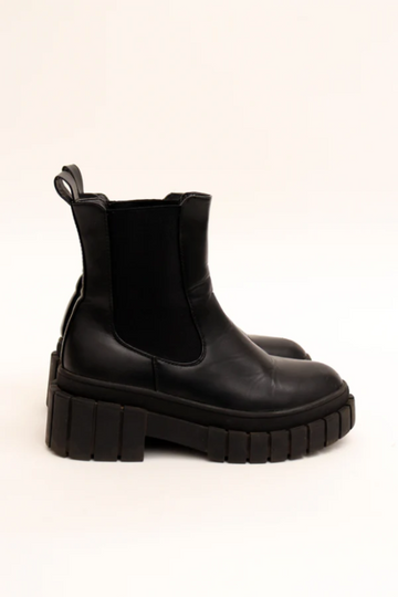 Qupid Black PU Chunky Sole Booties