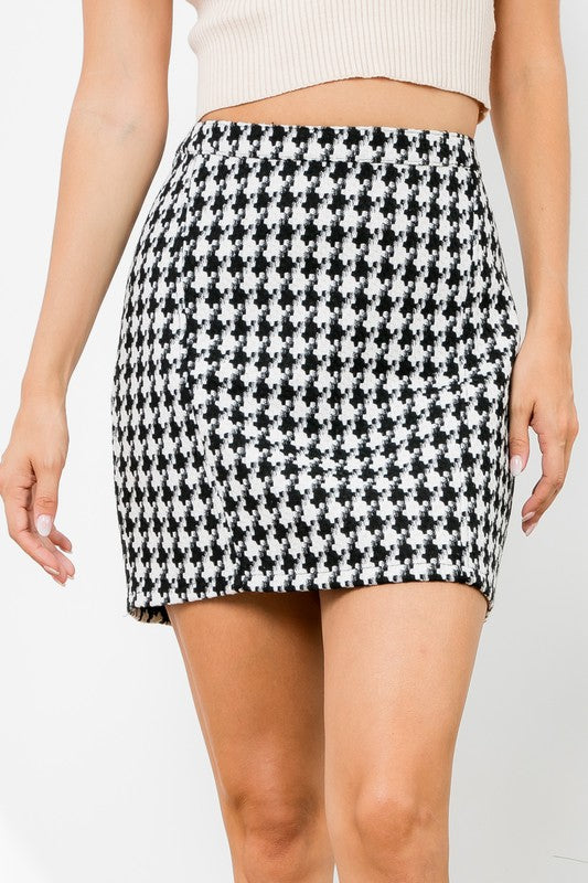 Houndstooth Mini Skirt with Side Zipper